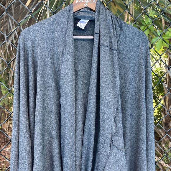 Angelrox Flutter Cape Wrap Jacket Gray One Size - Picture 2 of 6